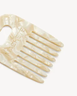 No. 4 Comb
