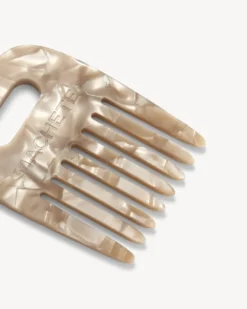 No. 4 Comb