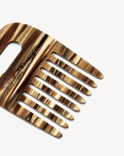 No. 4 Comb