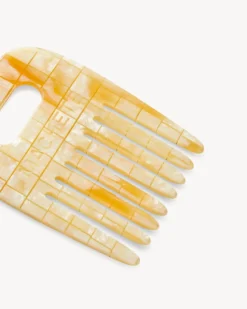 No. 4 Comb