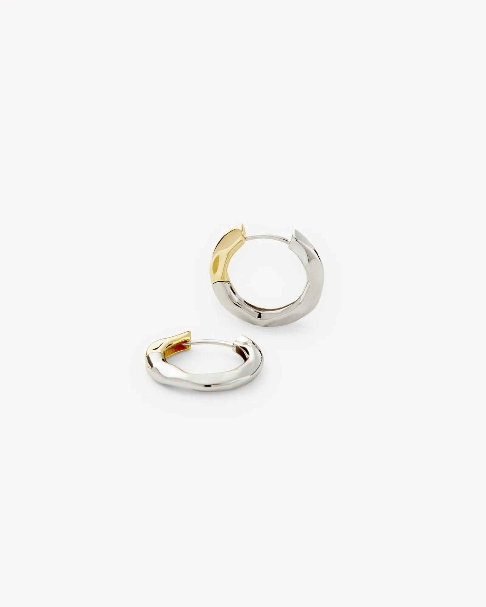 Petite Wavy Hoops