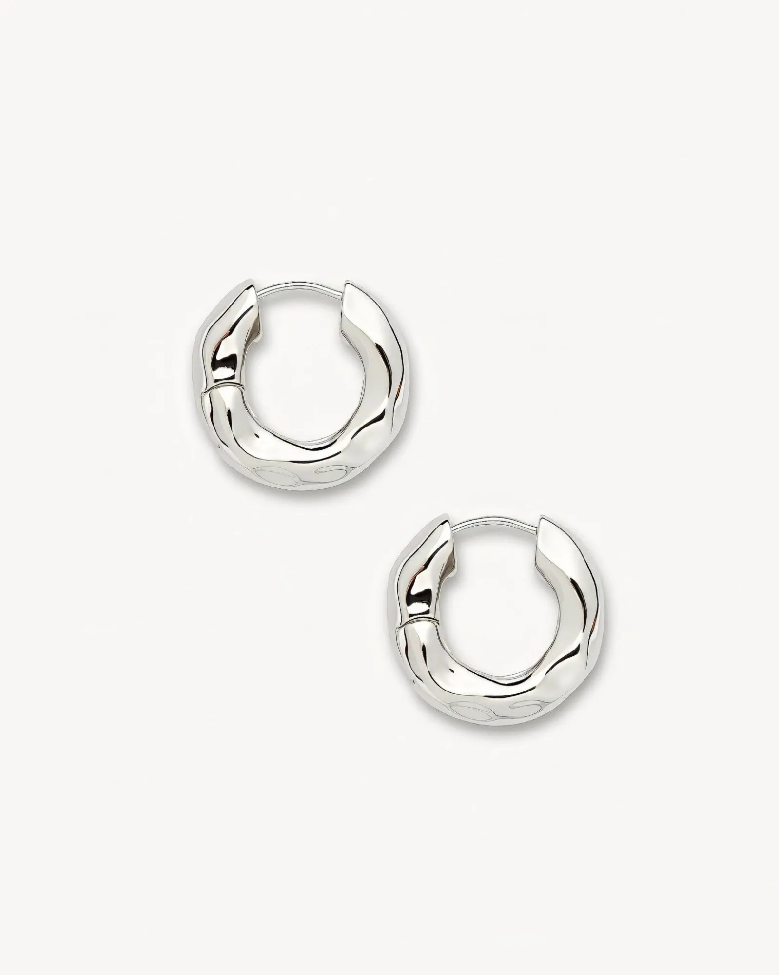 Wavy Chunky Hoops